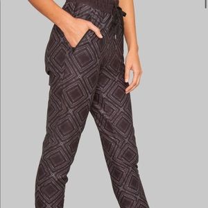 Women’s Wolven Joggers